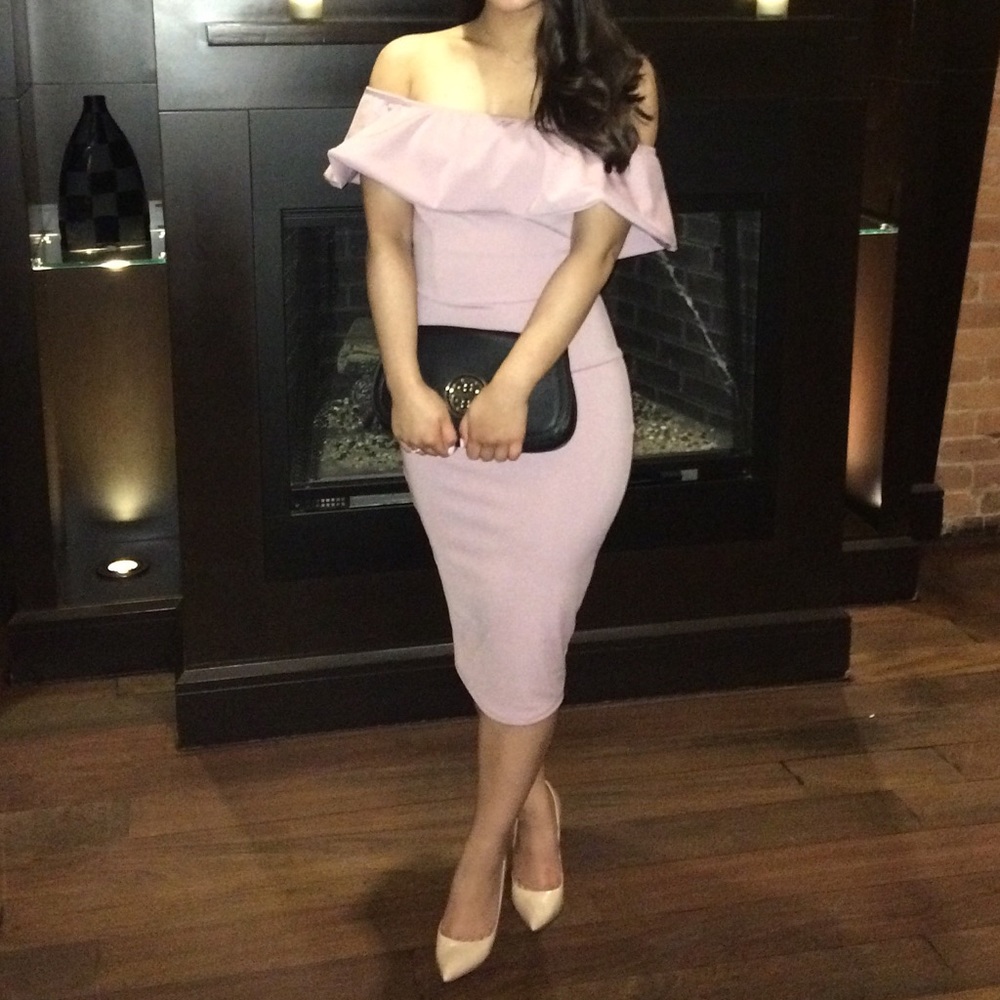 M BOUTIQUE Off the Shoulder Bodycon Midi Dress